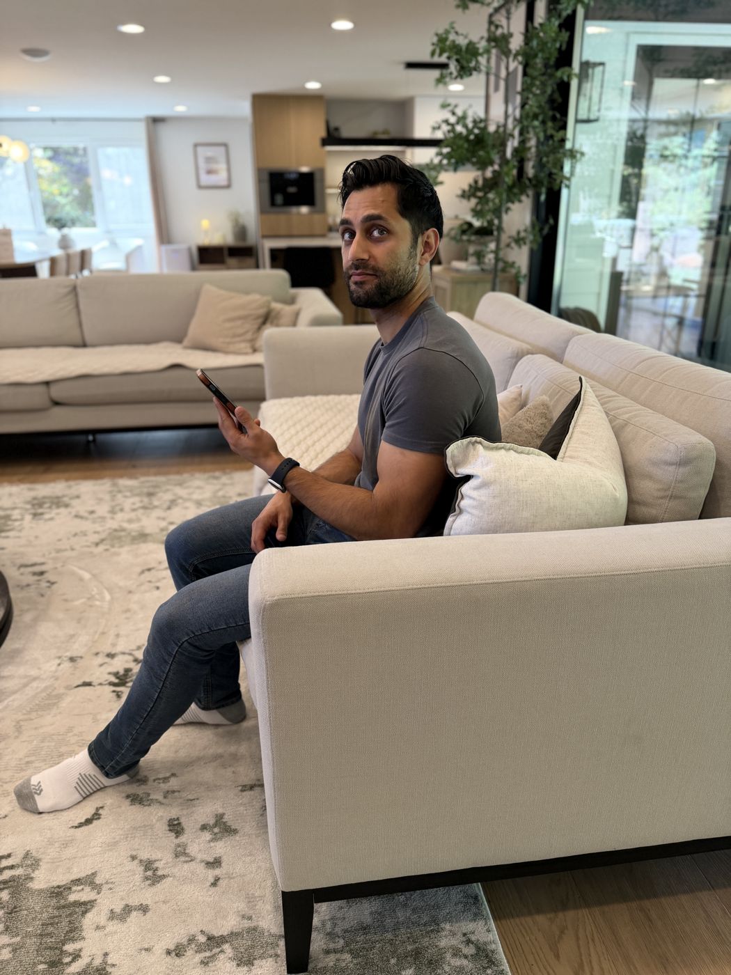 Second couch angle with the stand-in
